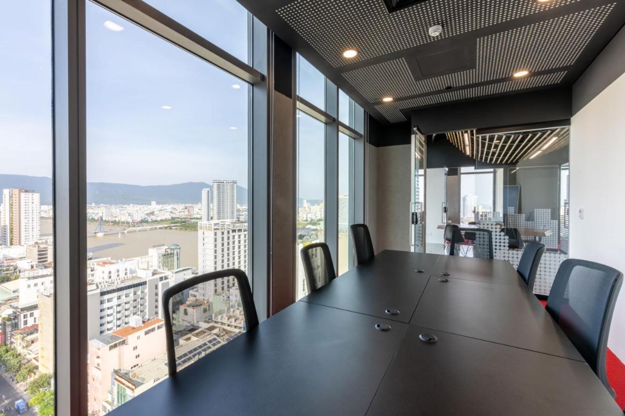 Wink Hotel Danang Centre - 24Hrs Lifestyle Stay Exterior photo